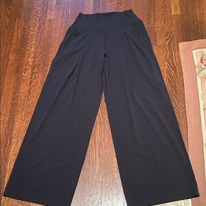 lululemon athletica Charcoal Wide-Leg Pants